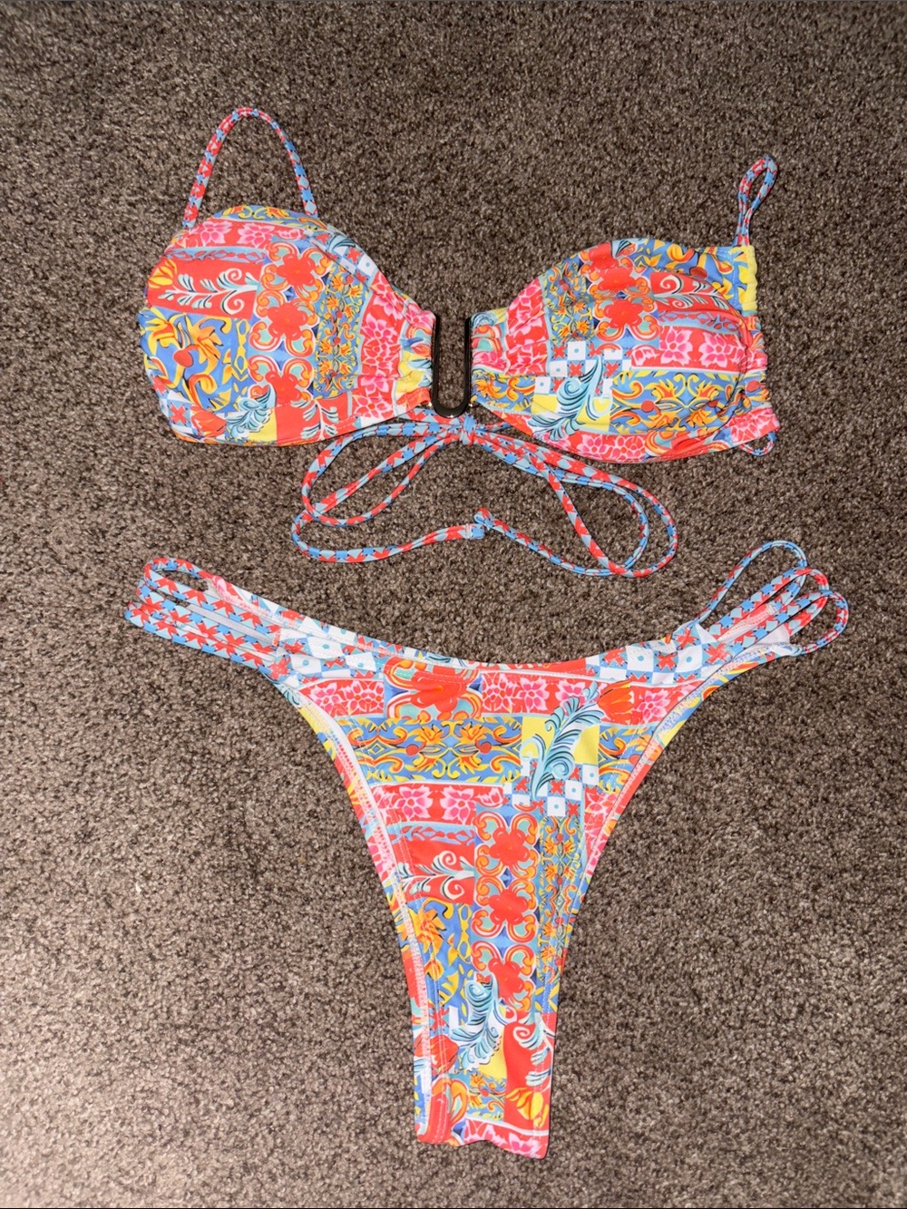 Amazon Women's Multicolor Red Blue Yellow Floral Print Bikini- Never Worn